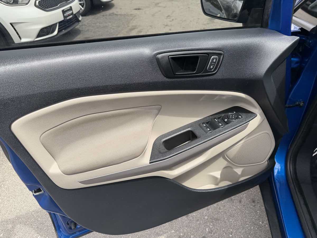 Used 2021 Ford EcoSport S FWD image 17