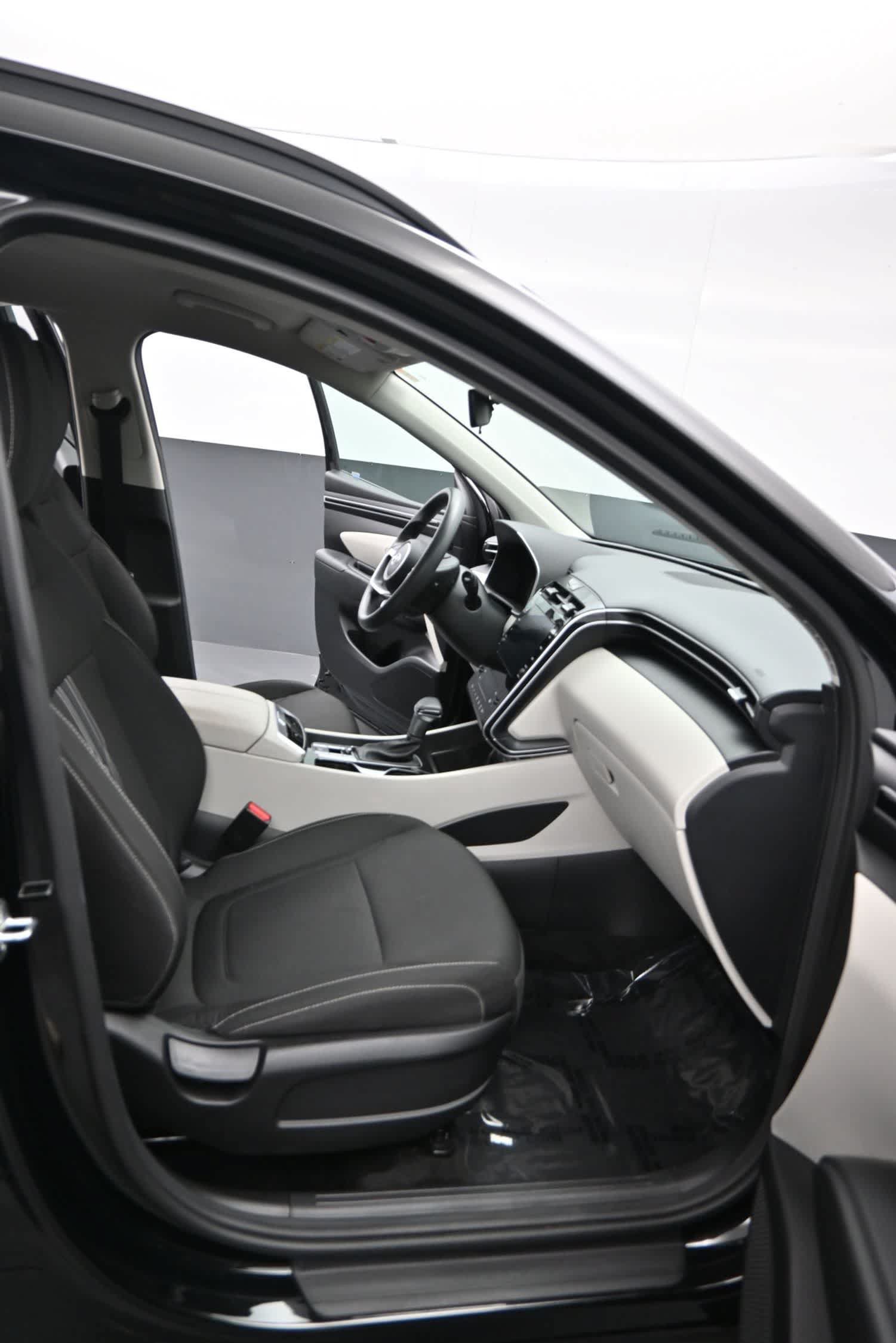 Used 2024 Hyundai Tucson SEL AWD/4WD image 17