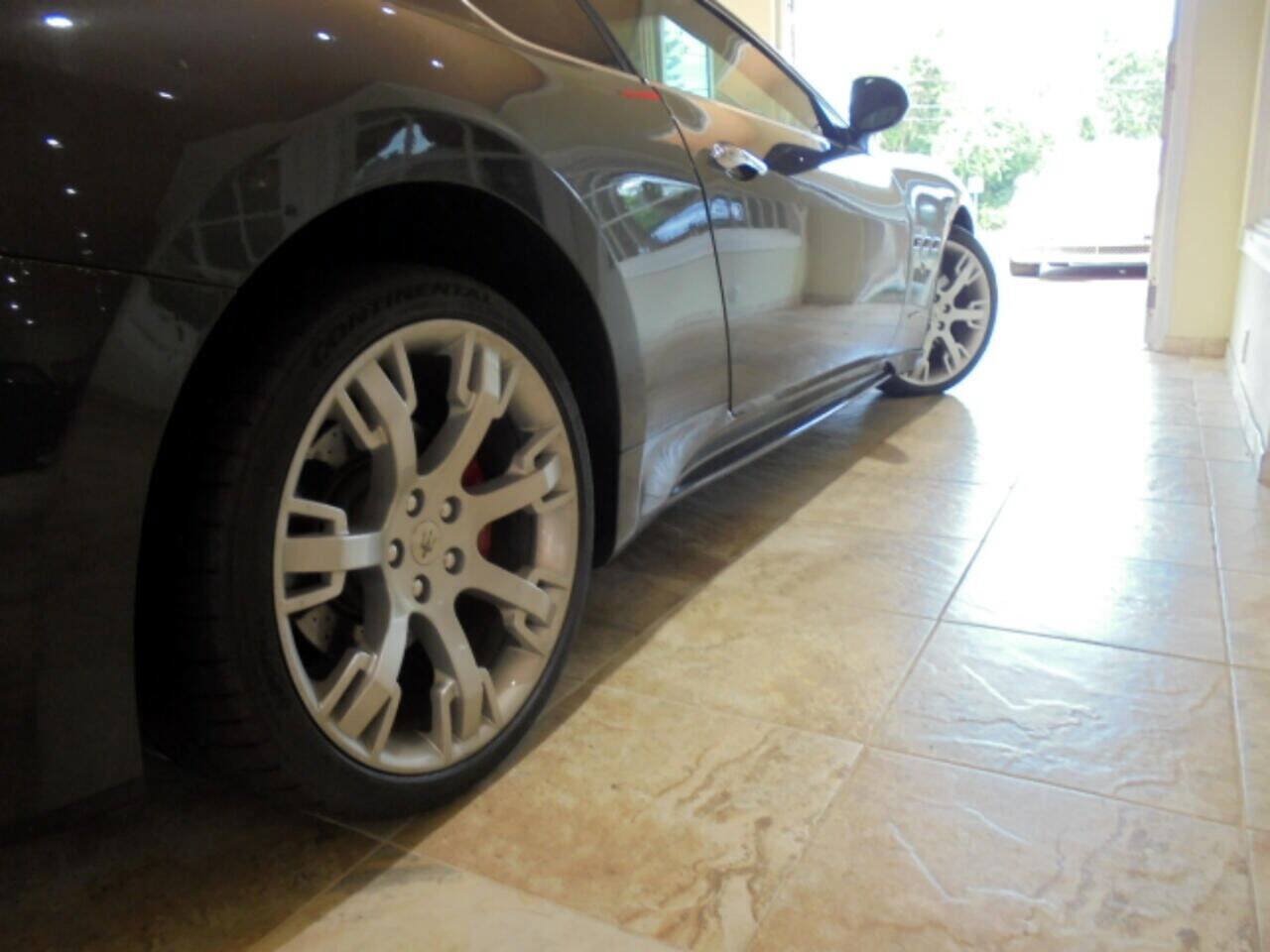 Used 2009 Maserati GranTurismo S RWD image 26
