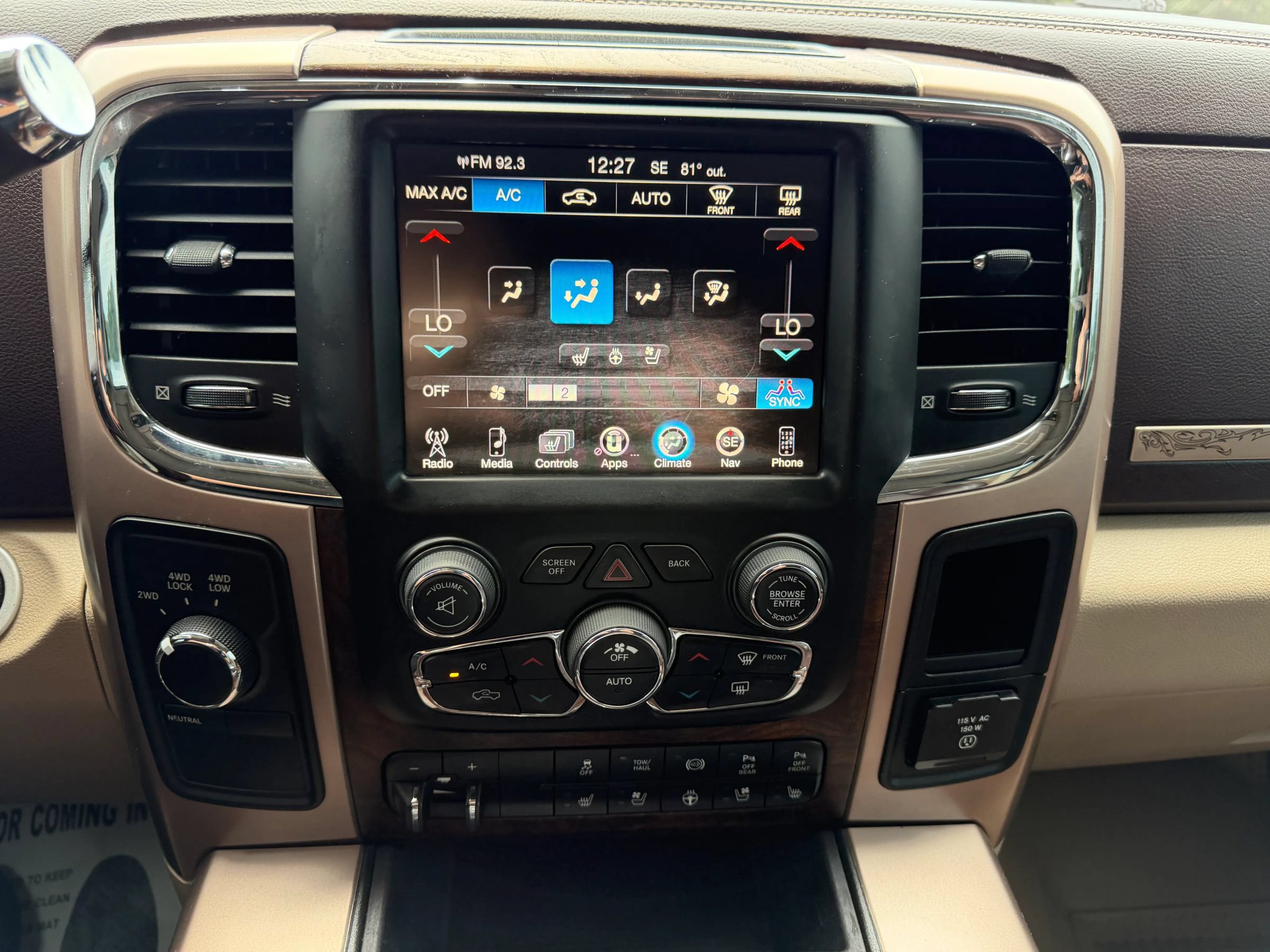 Used 2017 RAM 3500 Laramie Longhorn w/ Convenience Group AWD/4WD image 25