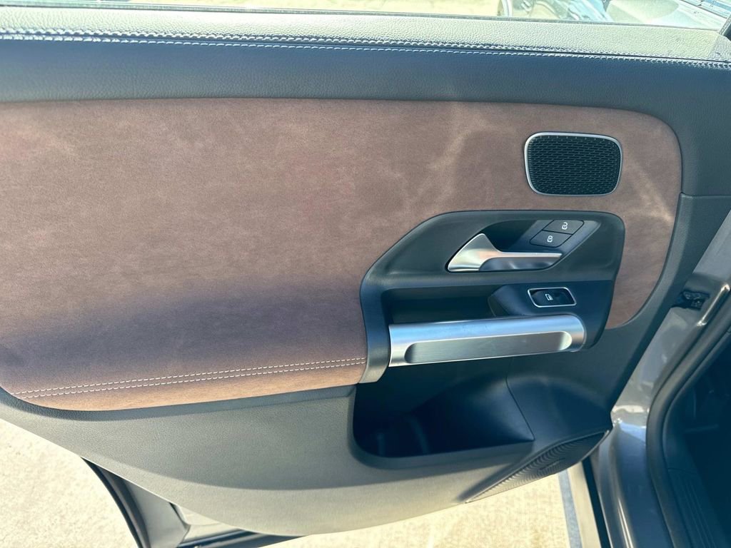 New 2025 Mercedes-Benz GLB 35 AMG GLB 35 AMGﾮ image 14