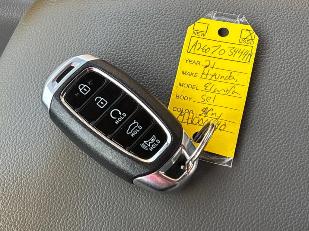 Used 2021 Hyundai Elantra SEL w/ Convenience Package FWD image 31