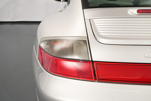 Used 2003 Porsche 911 Carrera 4S AWD/4WD image 21