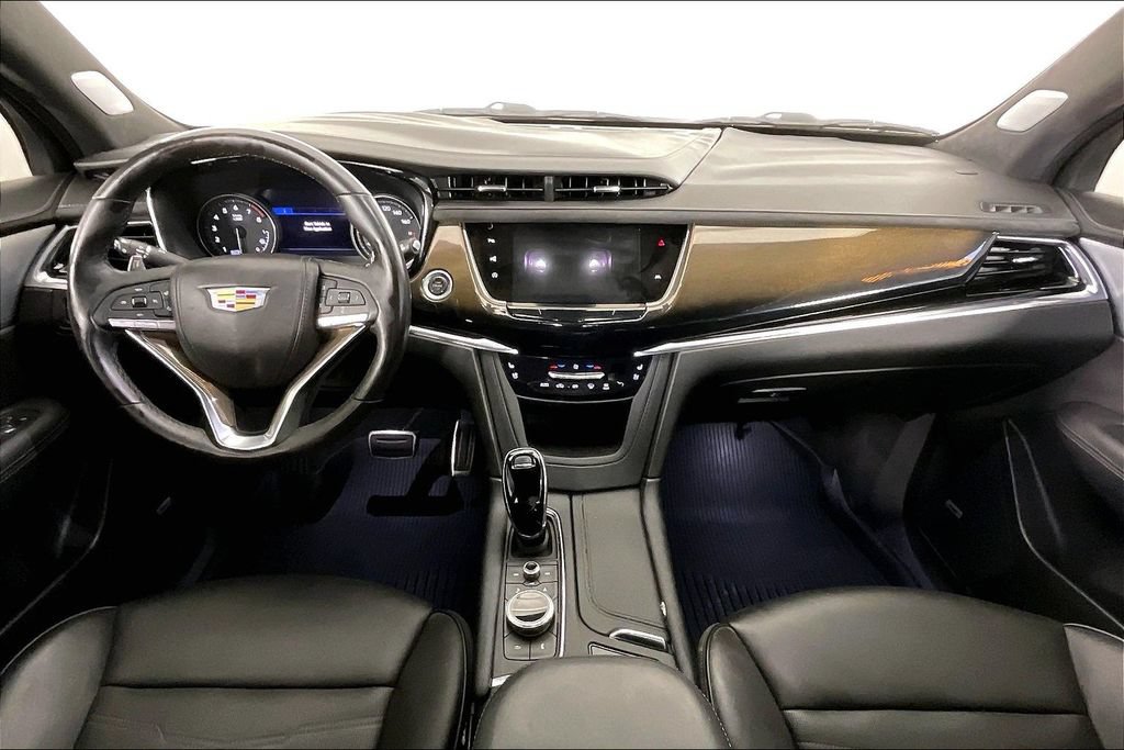 Used 2024 Cadillac XT6 Sport w/ Platinum Package AWD/4WD image 17