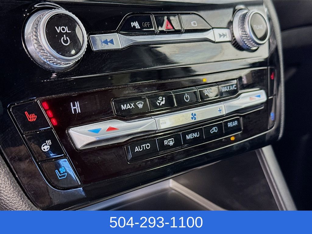 Used 2021 Ford Explorer Limited w/ Equipment Group 301A image 16