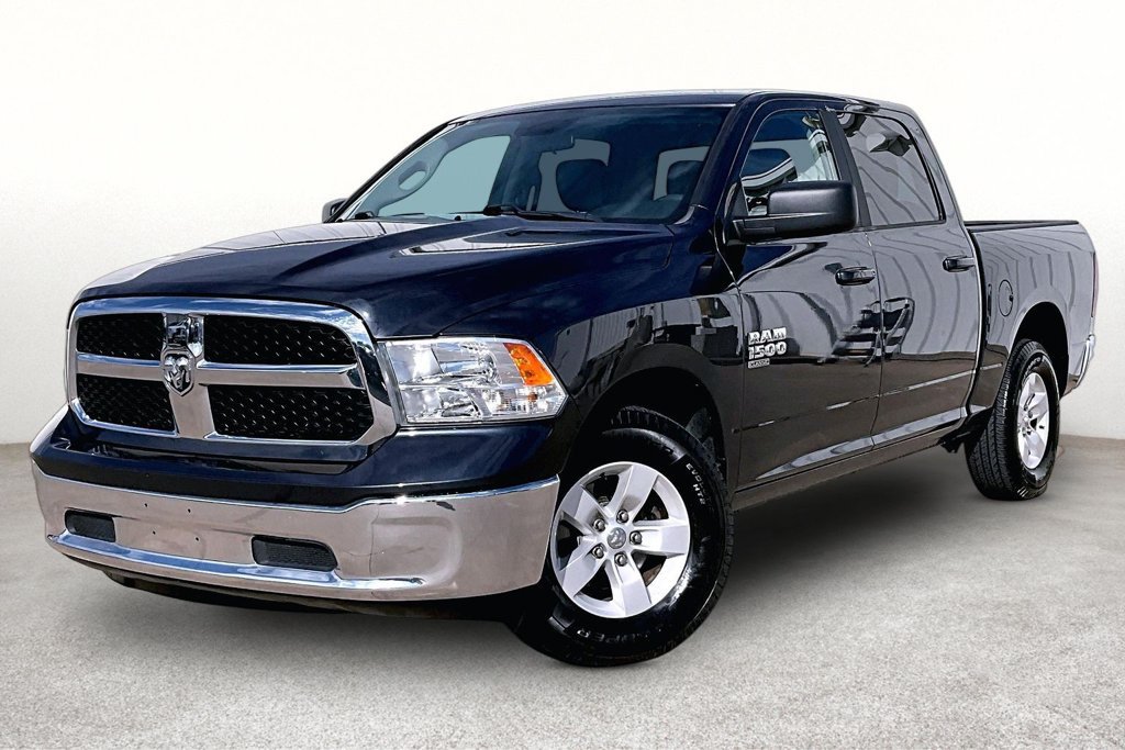 Used 2021 RAM 1500 Classic SLT RWD image 14
