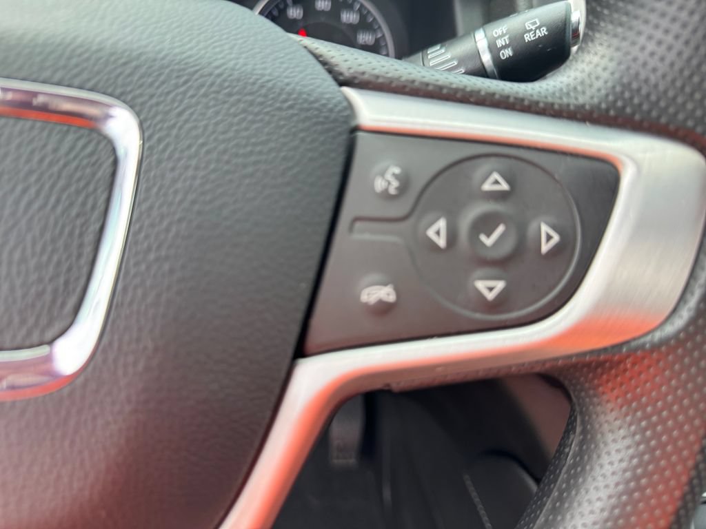 Used 2023 GMC Acadia SLE w/ Driver Convenience Package AWD/4WD image 31