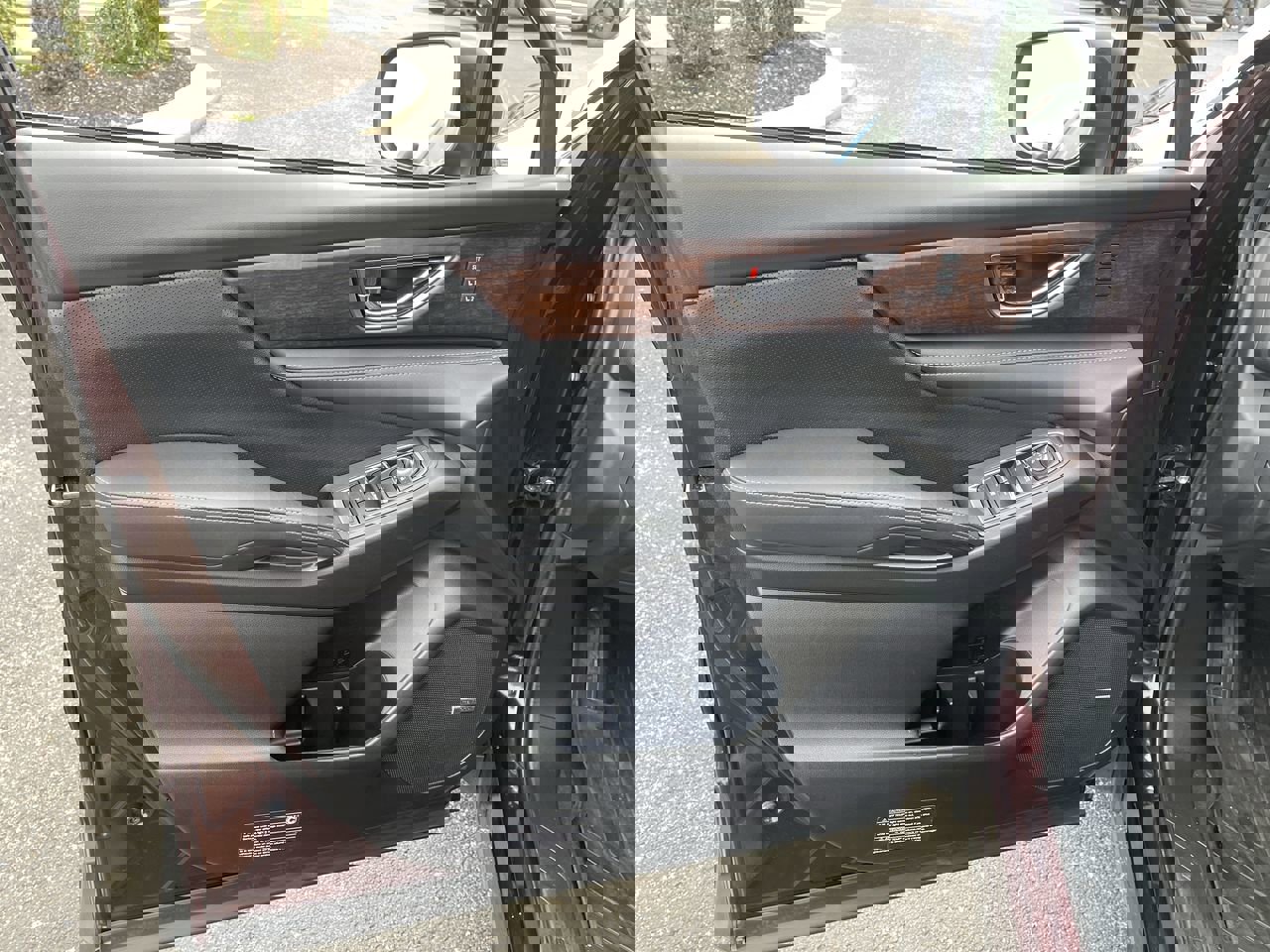 Used 2023 Subaru Ascent Touring image 23