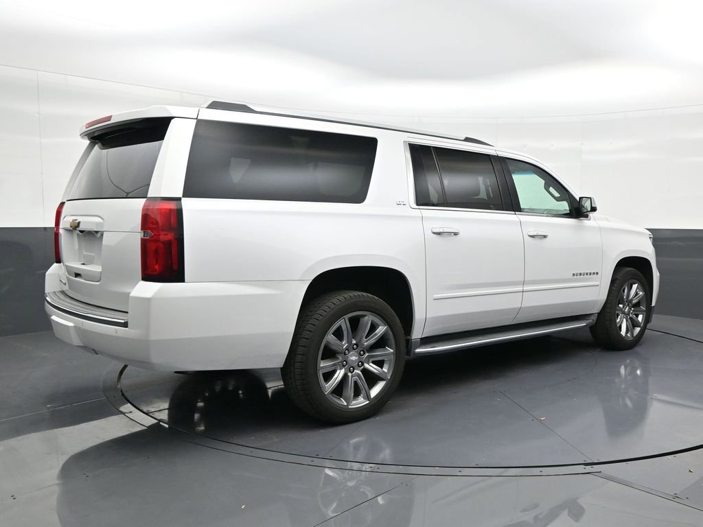 Used 2016 Chevrolet Suburban LTZ image 5