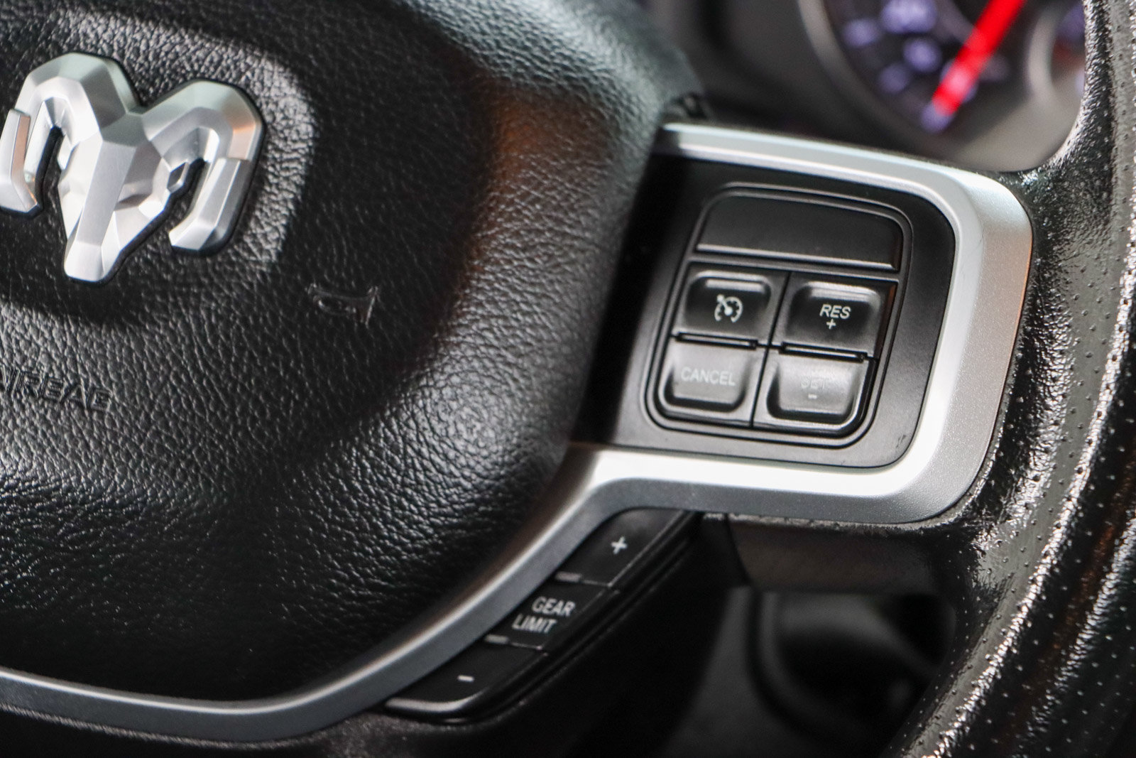 Used 2022 RAM 2500 Big Horn AWD/4WD image 15