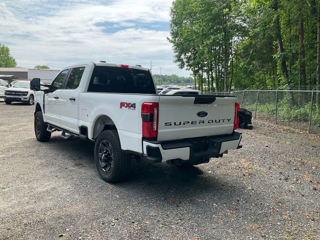 Used 2023 Ford F250 XL w/ STX Appearance Package AWD/4WD image 7