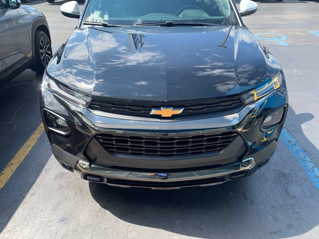 Used 2023 Chevrolet TrailBlazer ACTIV w/ Convenience Package AWD/4WD image 3