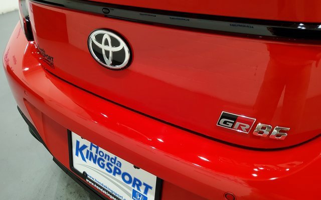 Used 2024 Toyota GR86 Premium image 39