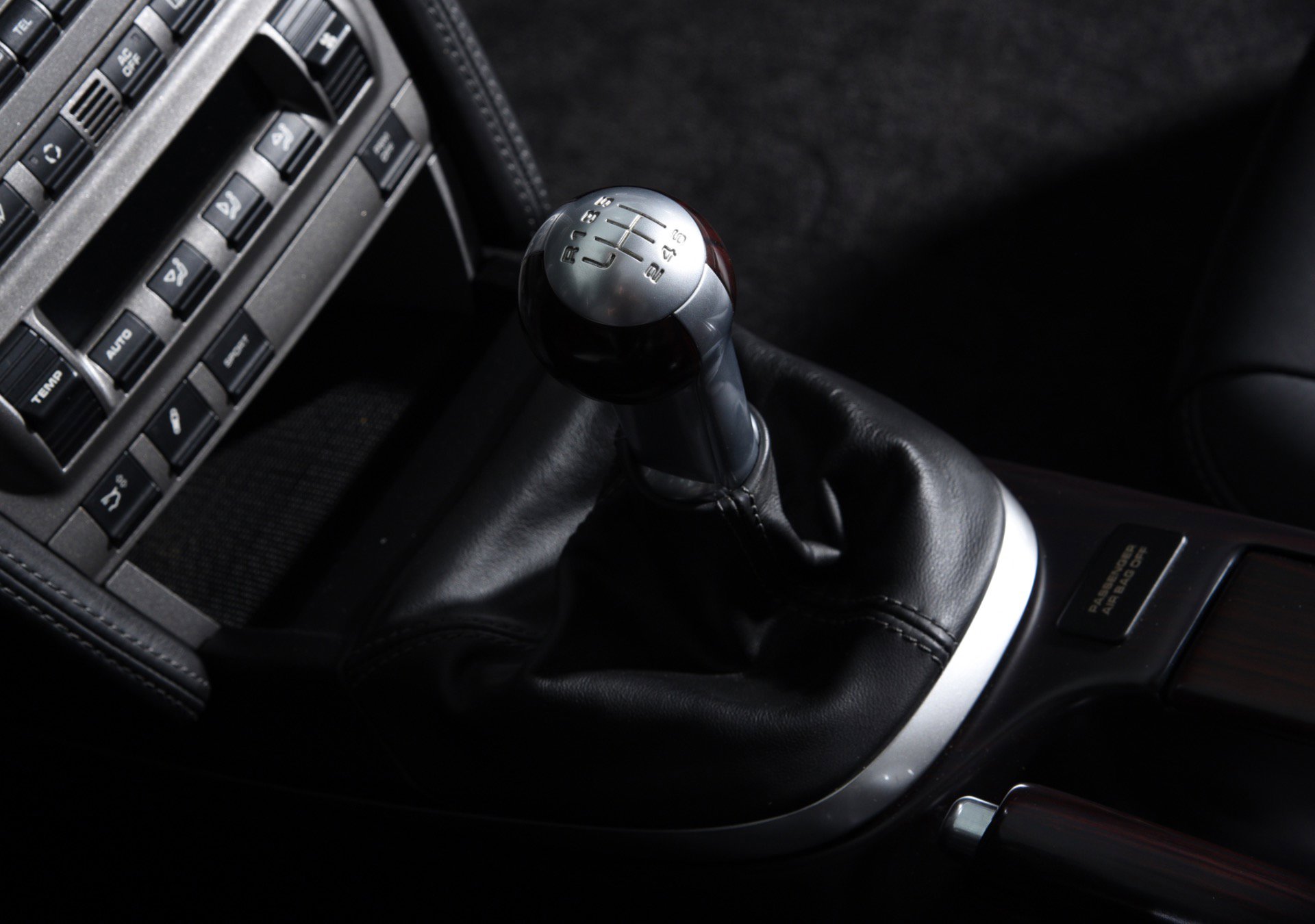 Used 2008 Porsche 911 Turbo AWD/4WD image 19