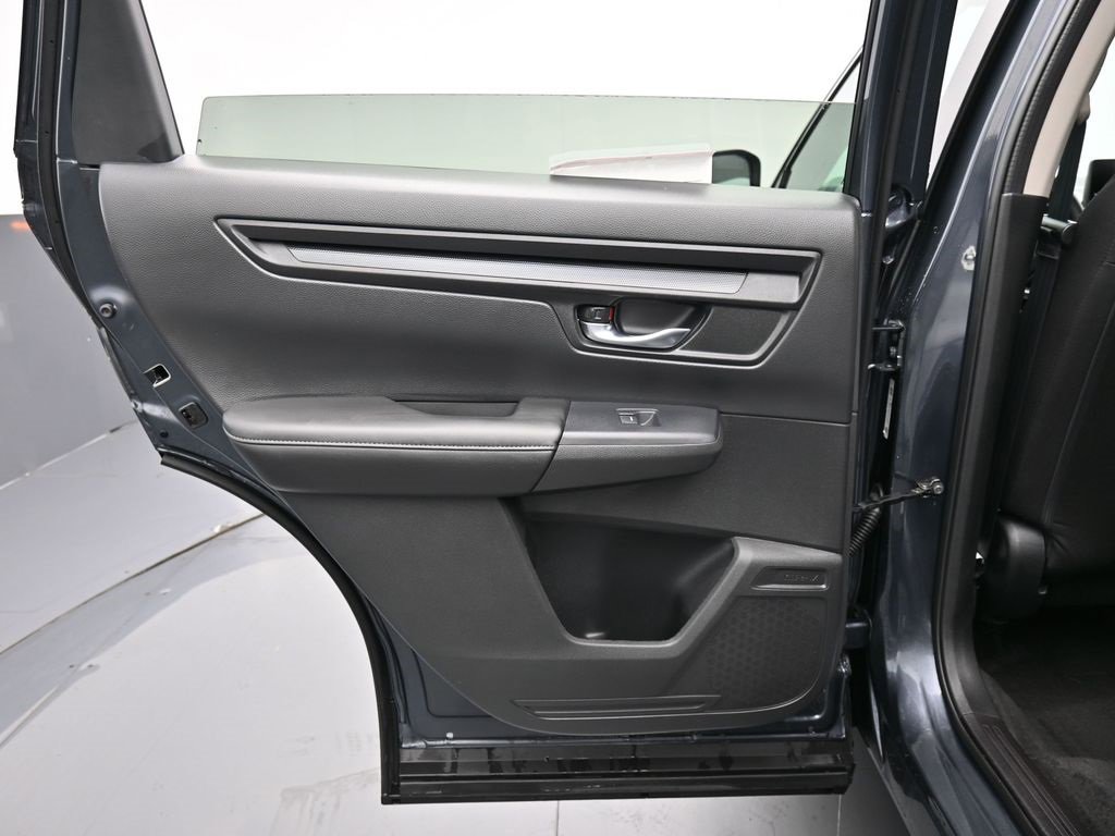 Certified 2025 Honda CR-V LX image 34