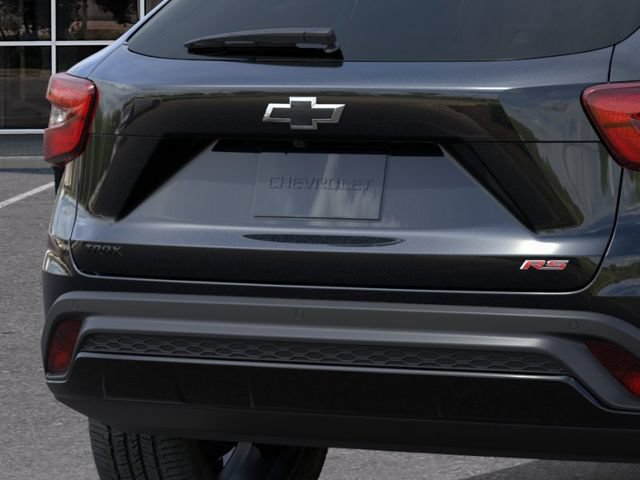 New 2026 Chevrolet Trax RS w/ Sunroof Package FWD image 14