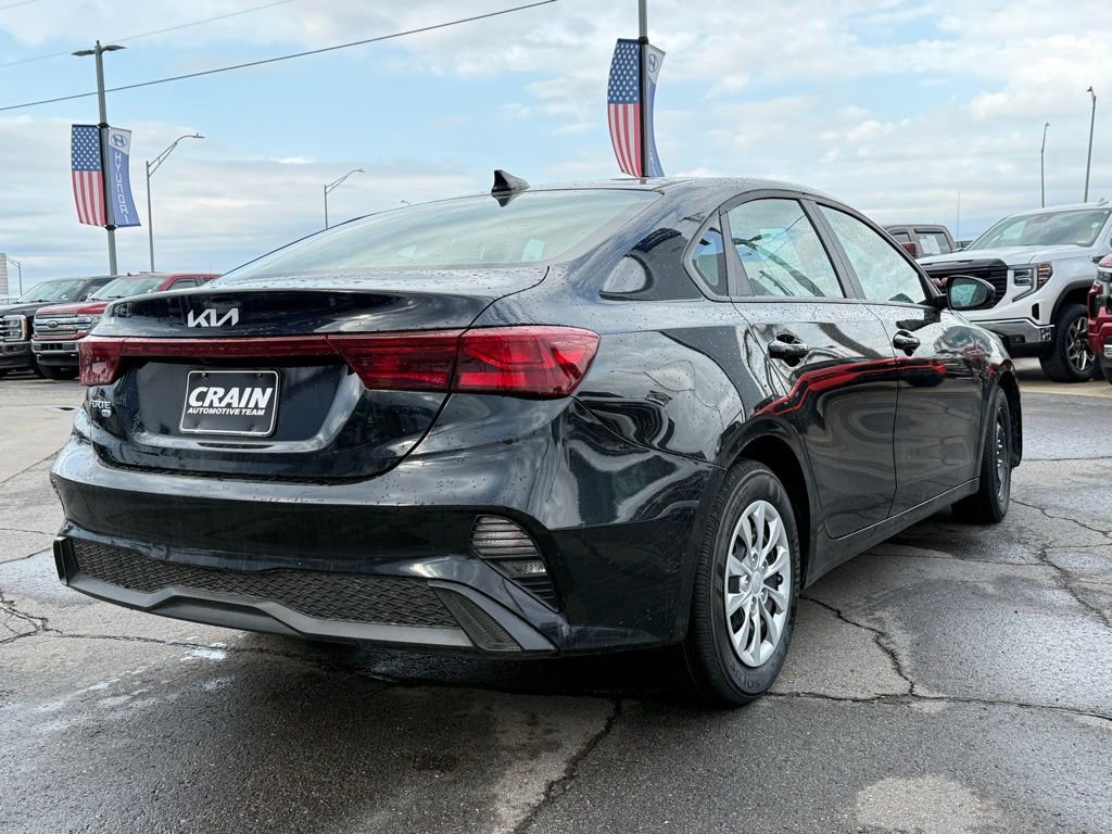 Used 2024 Kia Forte LX image 8