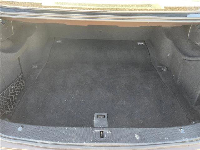 Used 2014 Mercedes-Benz E 350 Sedan image 6