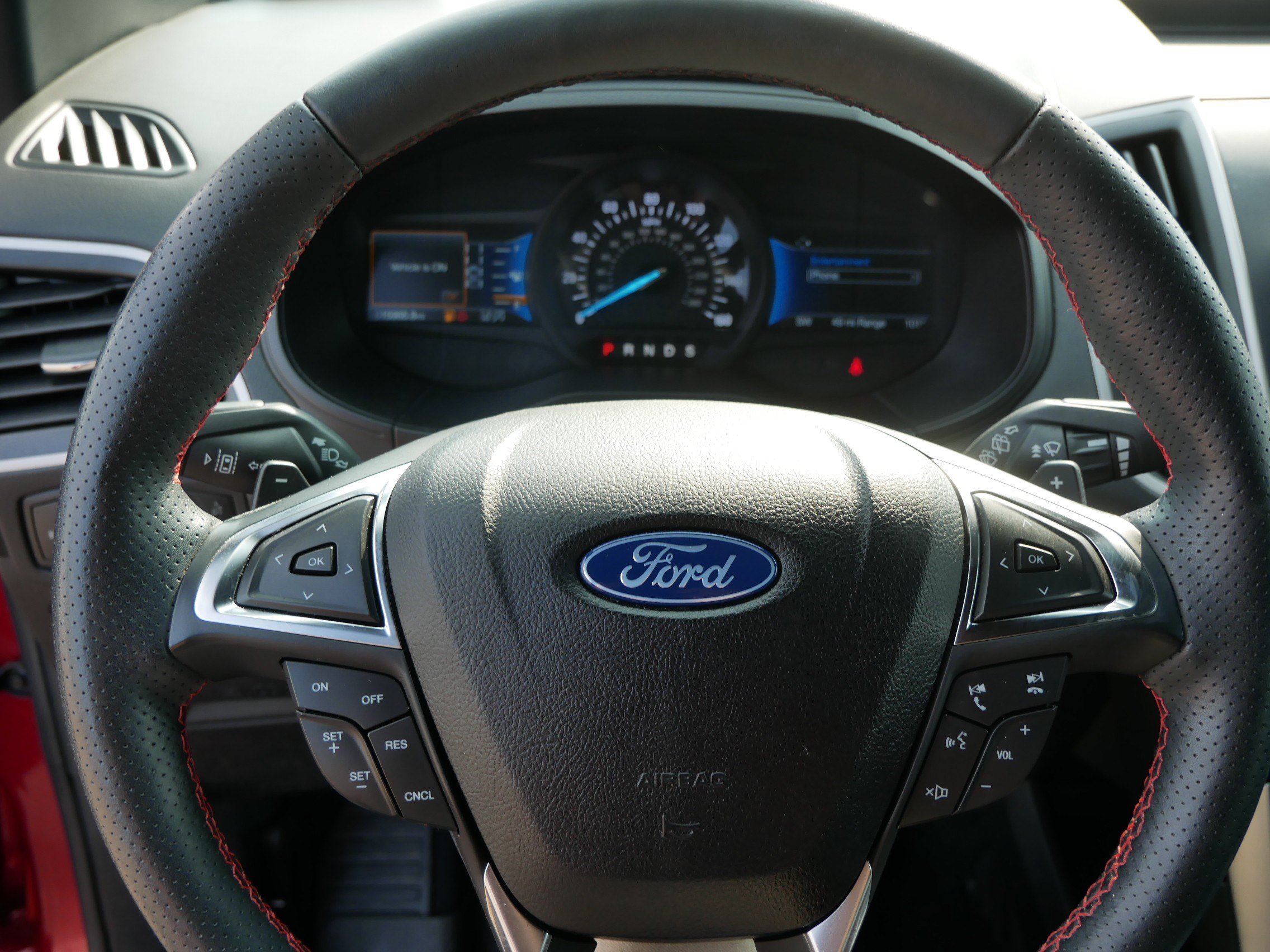 Used 2023 Ford Edge ST-Line w/ Class II Trailer Tow Package AWD/4WD image 25