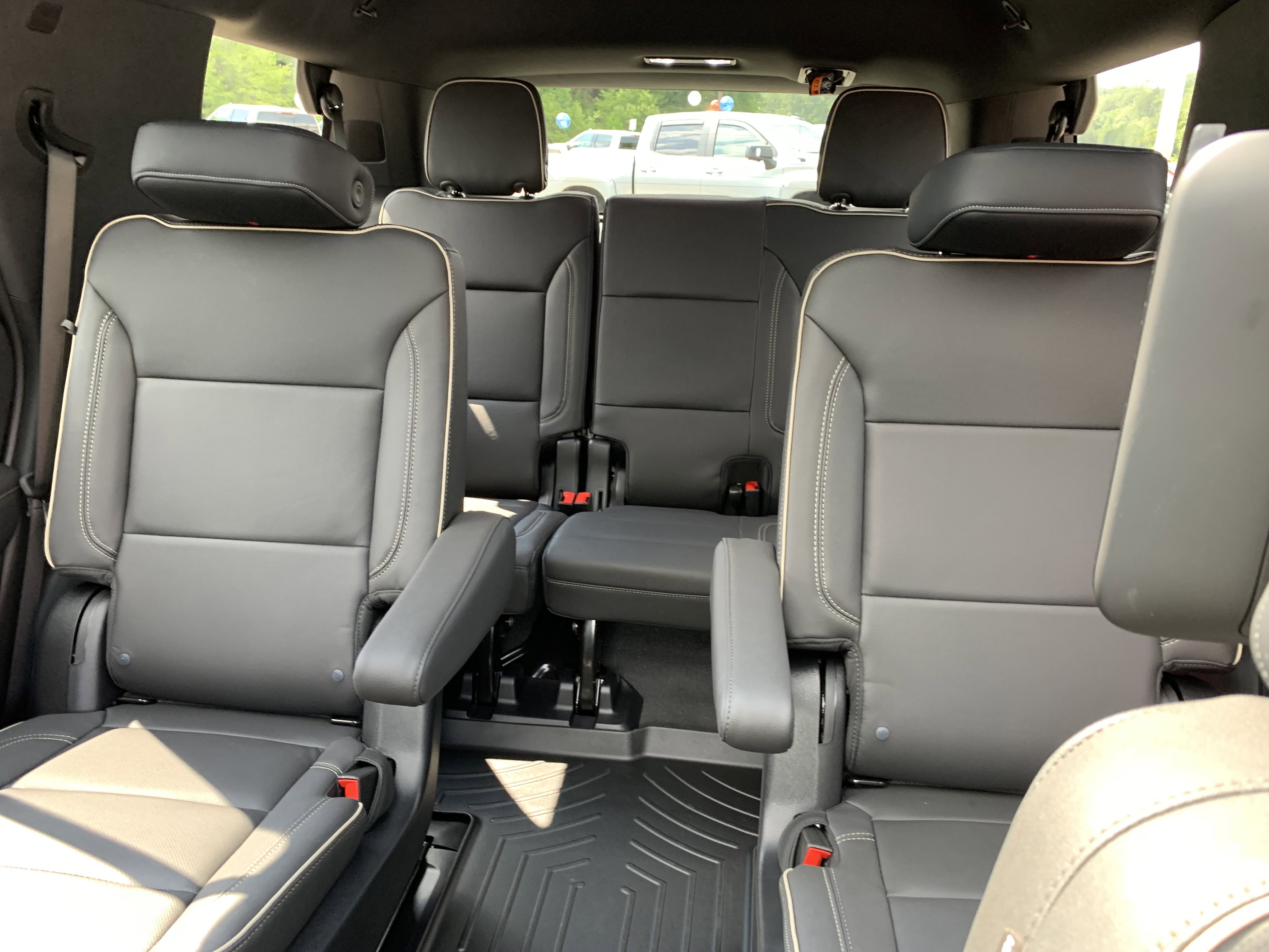 New 2025 Chevrolet Tahoe Premier image 25