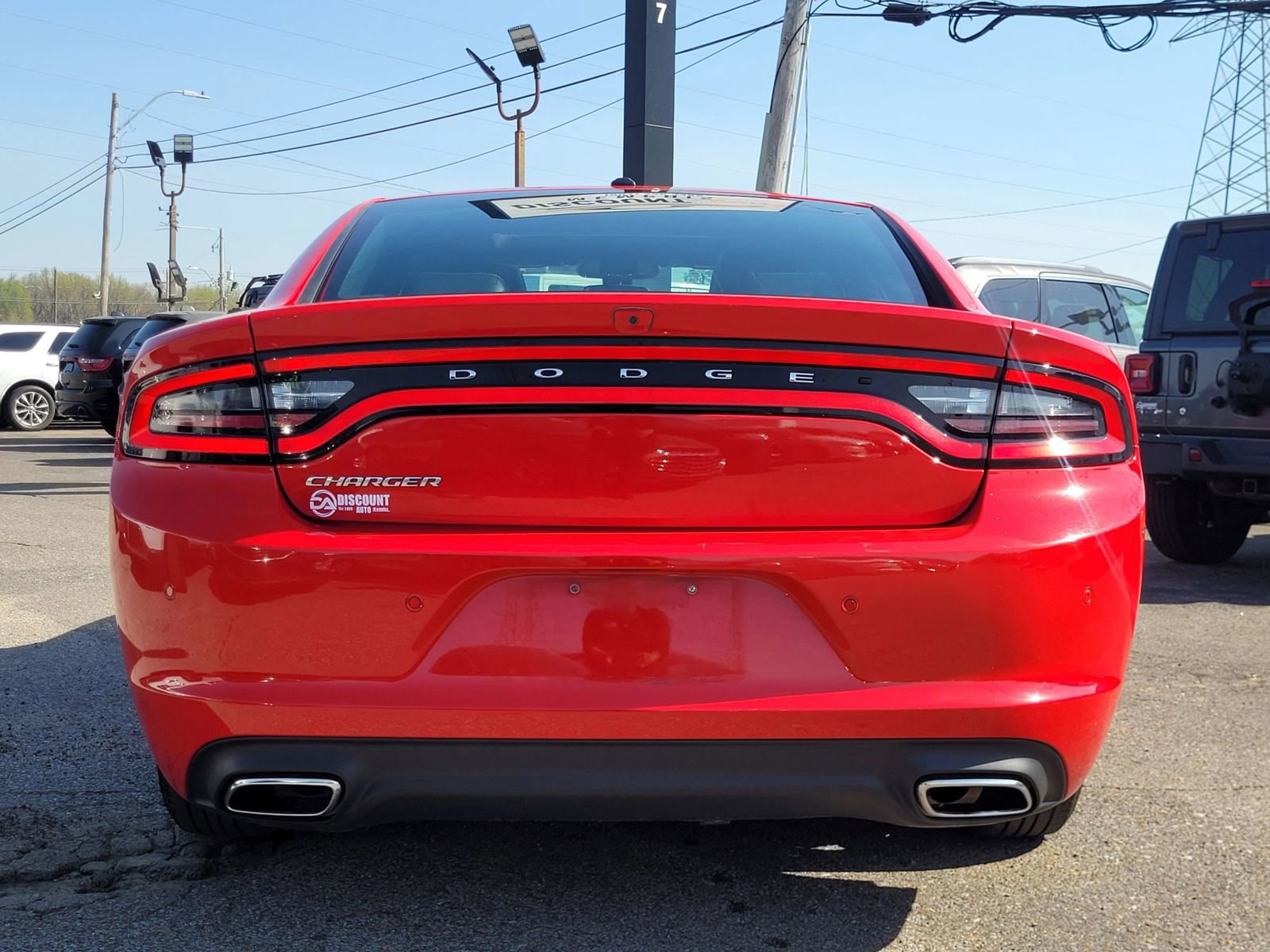Used 2022 Dodge Charger SXT w/ Leather Interior Group image 8