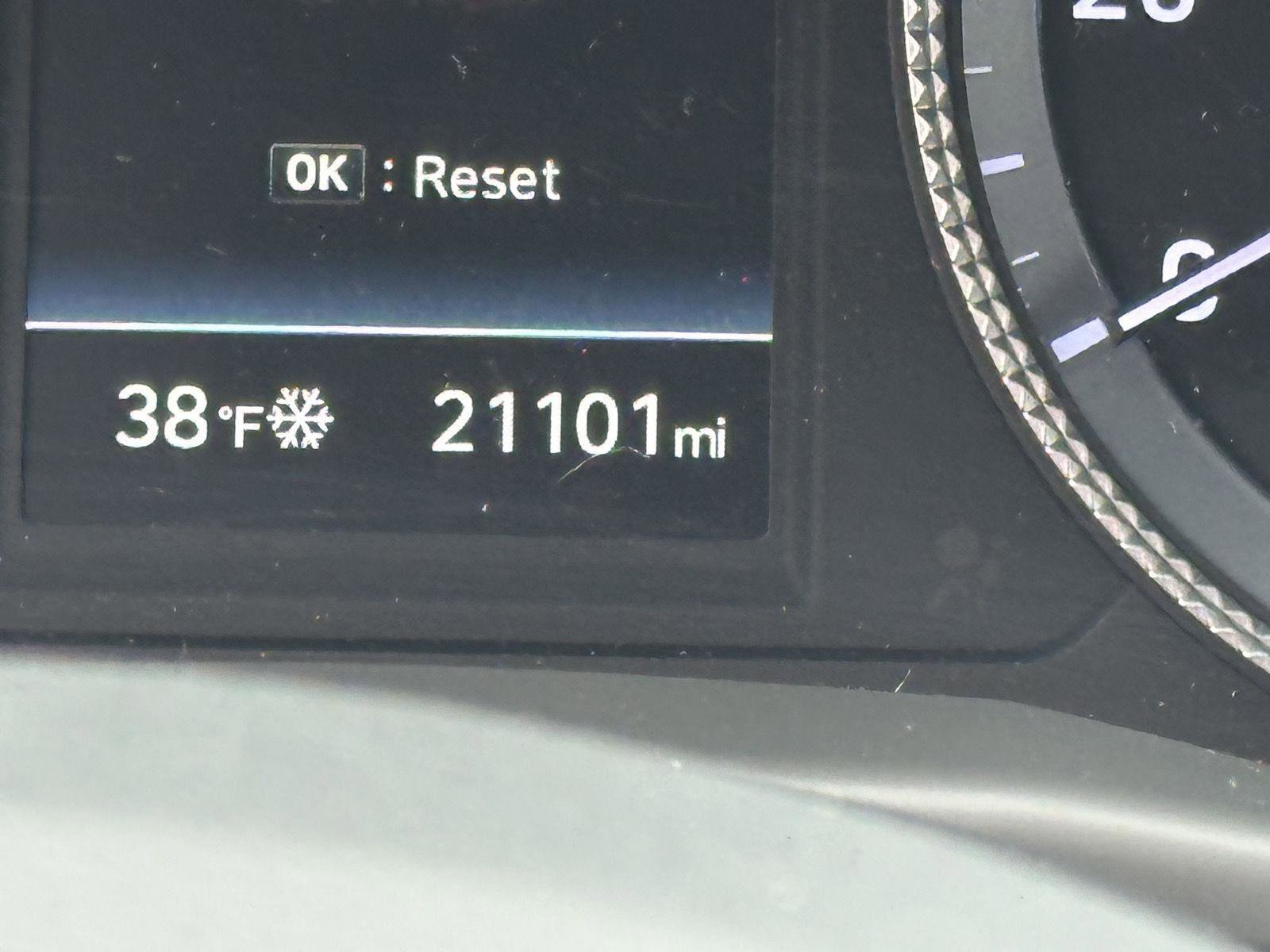 Used 2023 Hyundai Sonata SEL w/ Cargo Package image 14