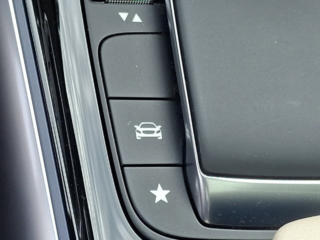 Used 2023 Mercedes-Benz GLA 250 4MATIC image 24
