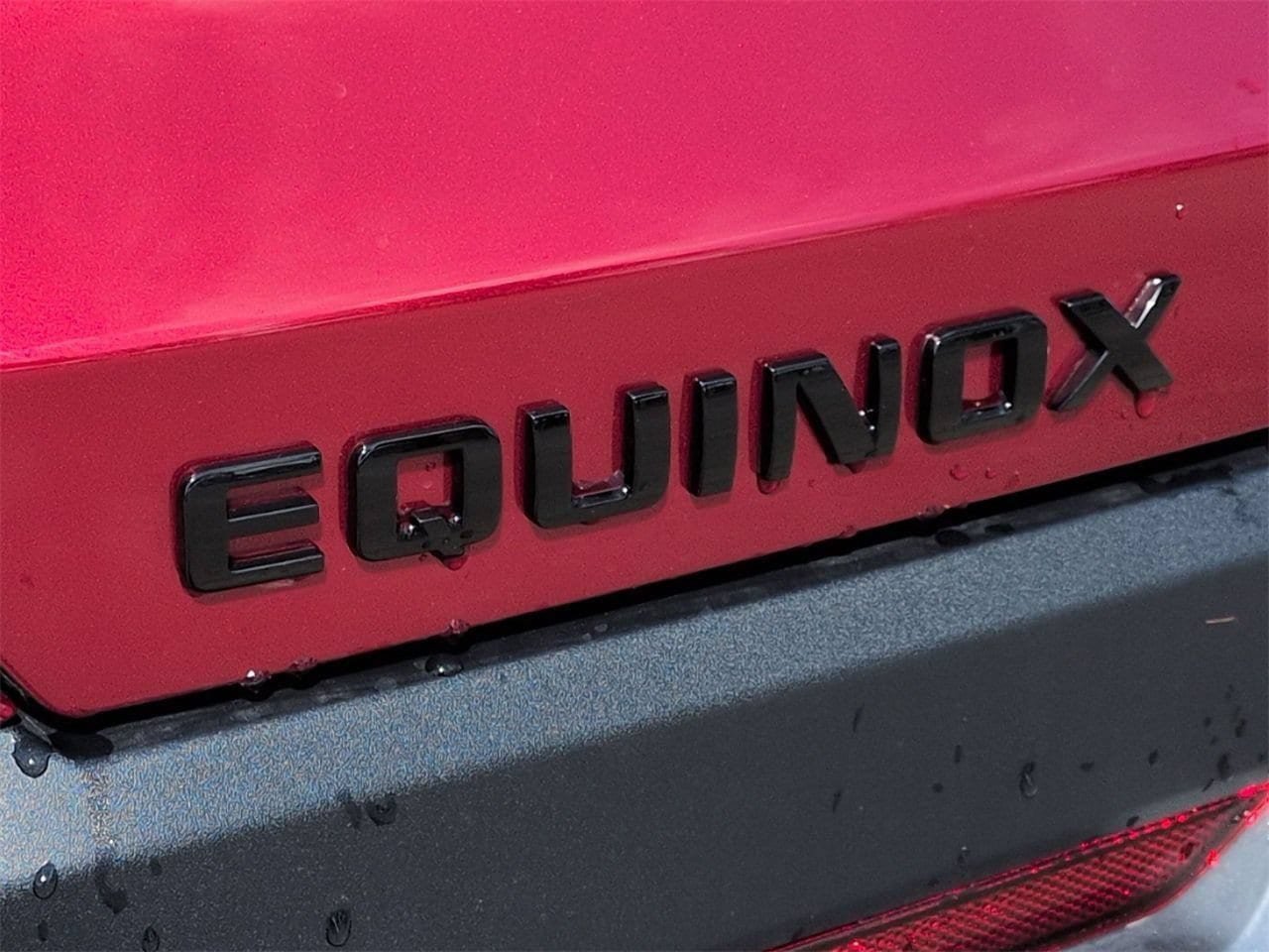 New 2026 Chevrolet Equinox LT w/ Midnight Edition FWD image 6