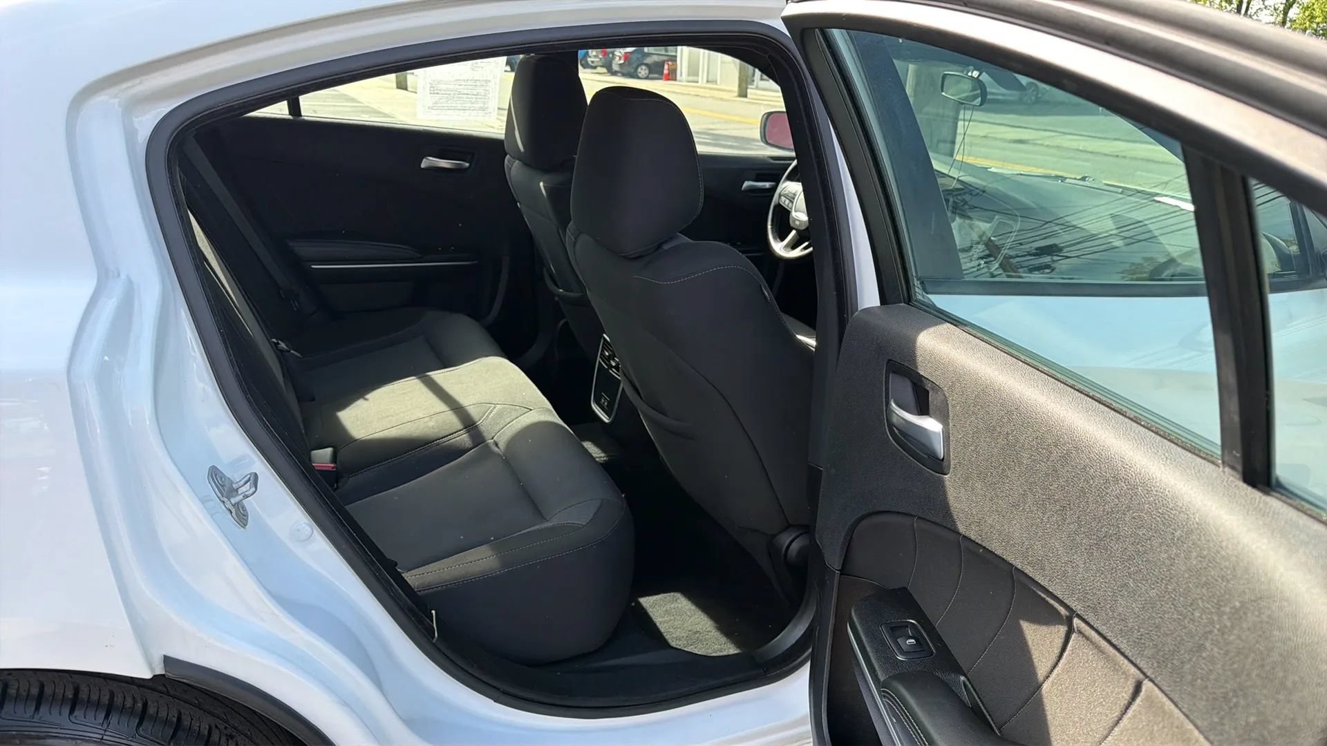Used 2022 Dodge Charger SXT RWD image 25