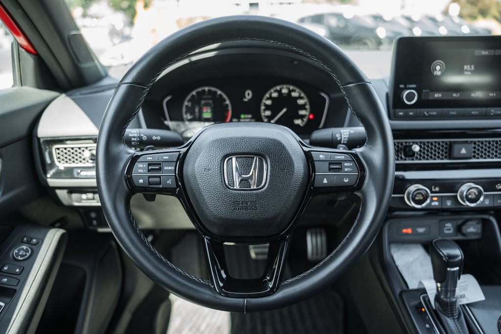 Used 2023 Honda Civic Sport image 28