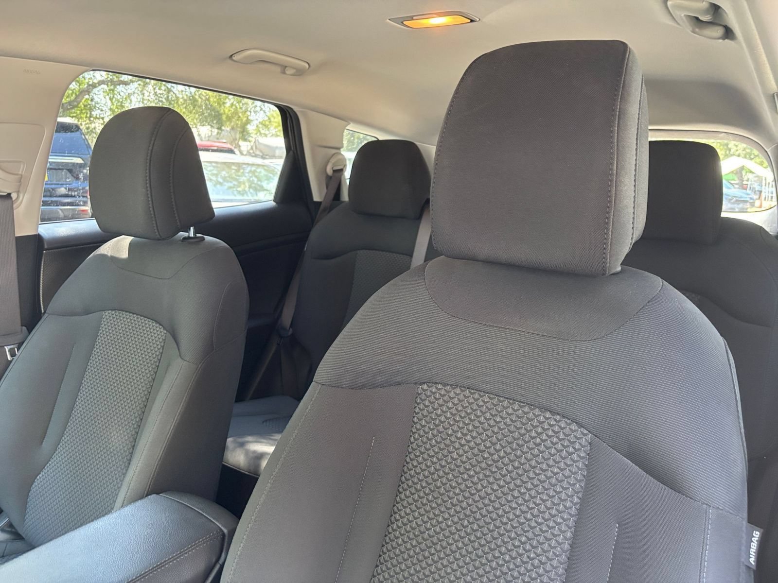 Used 2025 Kia Sportage LX FWD image 34