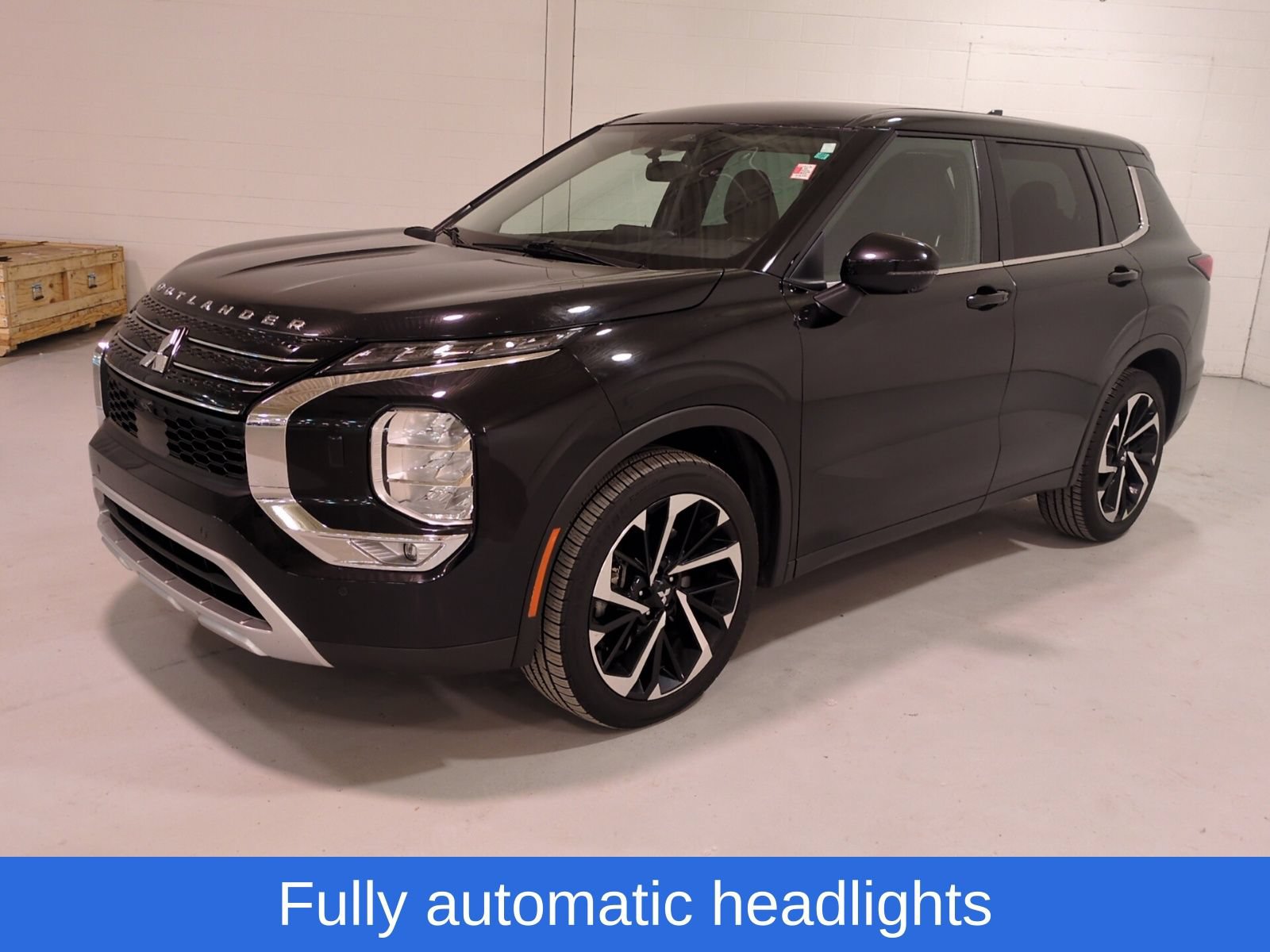 Used 2023 Mitsubishi Outlander SE AWD/4WD image 8