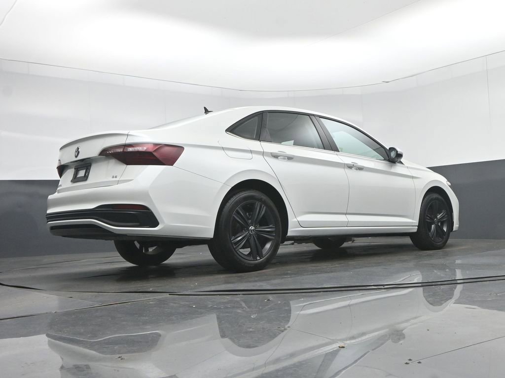 Used 2024 Volkswagen Jetta SE FWD image 54