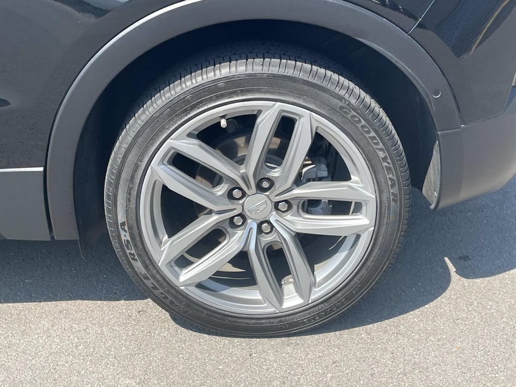 Used 2020 Cadillac XT4 Sport AWD/4WD image 11