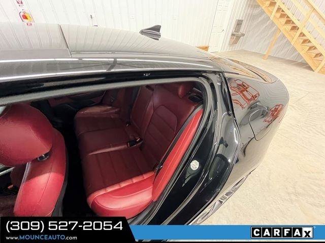 Used 2018 Kia Stinger GT2 image 10