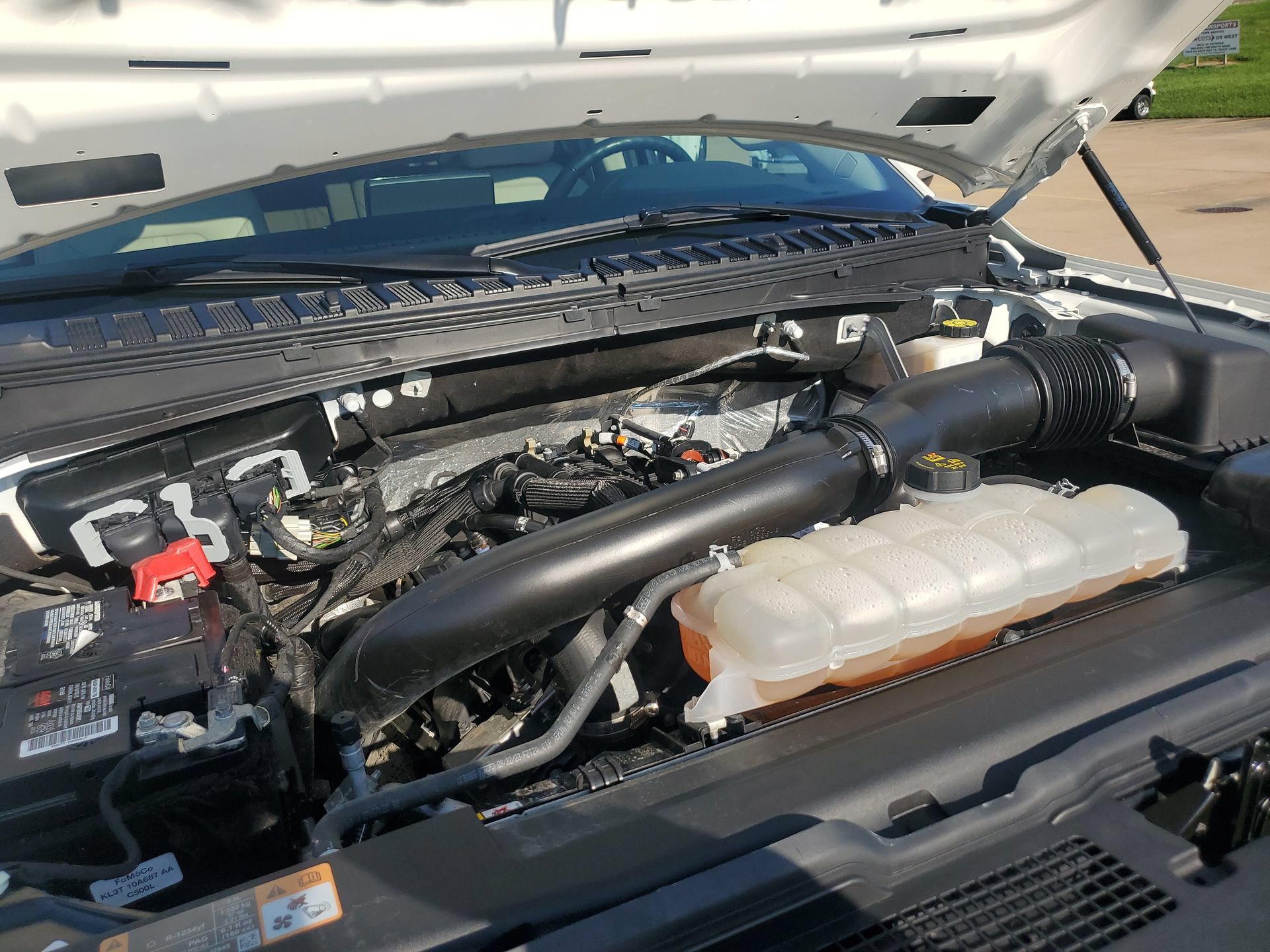 Used 2024 Ford Expedition Limited AWD/4WD image 37