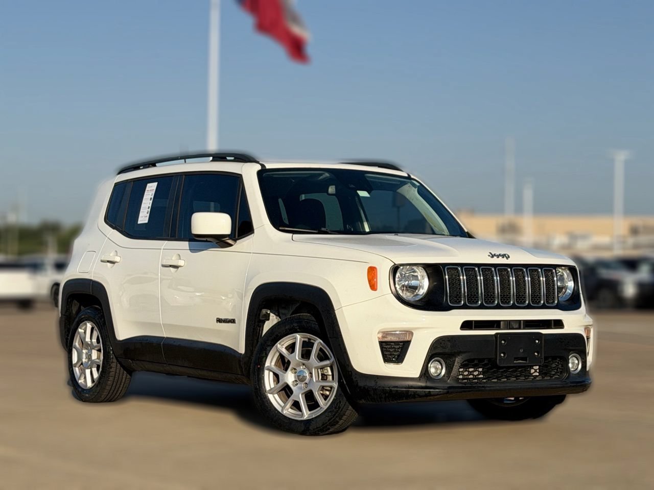 Used 2021 Jeep Renegade Latitude w/ Convenience Group FWD image 2