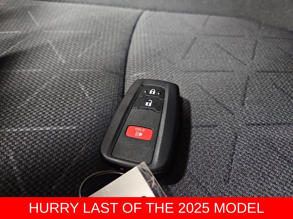 New 2025 Toyota RAV4 XLE image 26