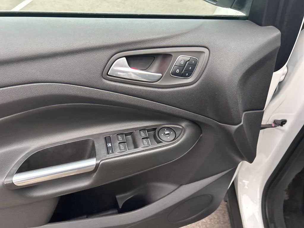 Used 2014 Ford Escape Titanium w/ Equipment Group 401A image 22