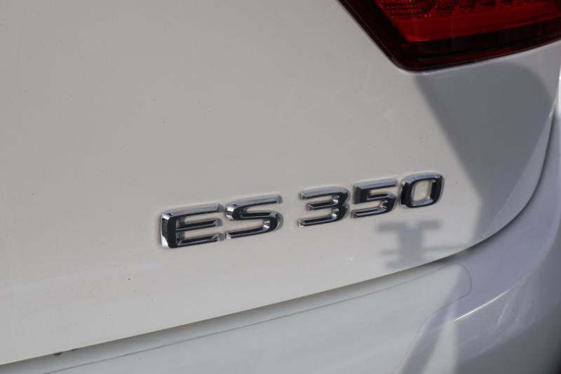 Used 2014 Lexus ES 350 w/ Premium Package image 10