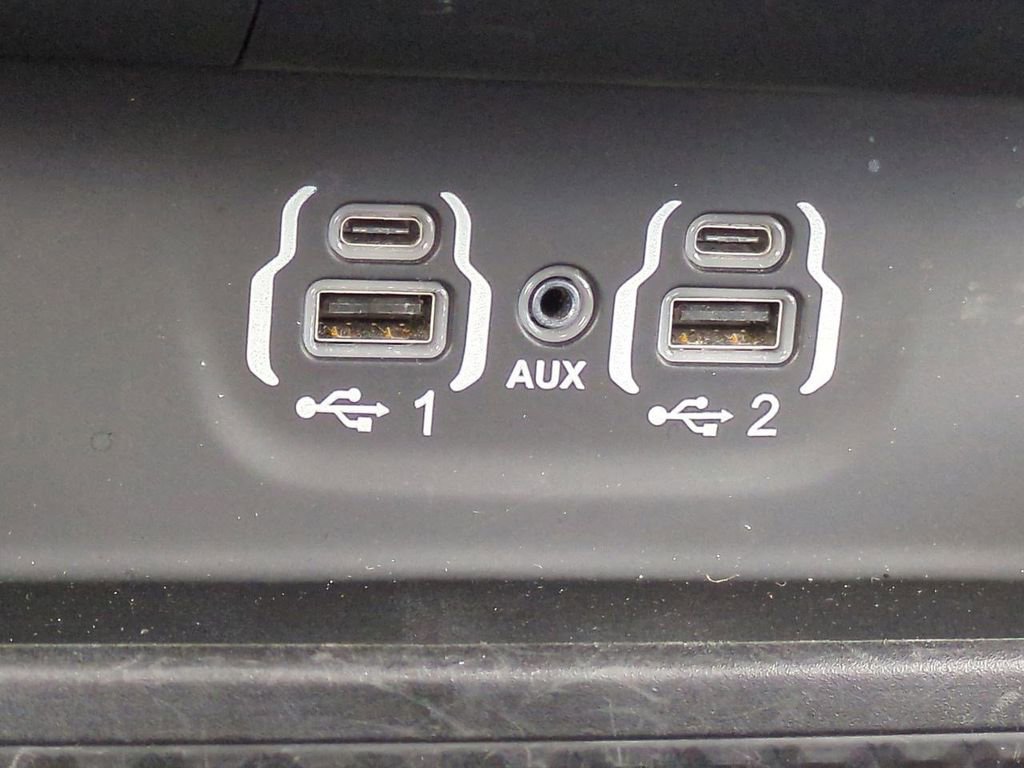 Used 2021 RAM 1500 Laramie image 22