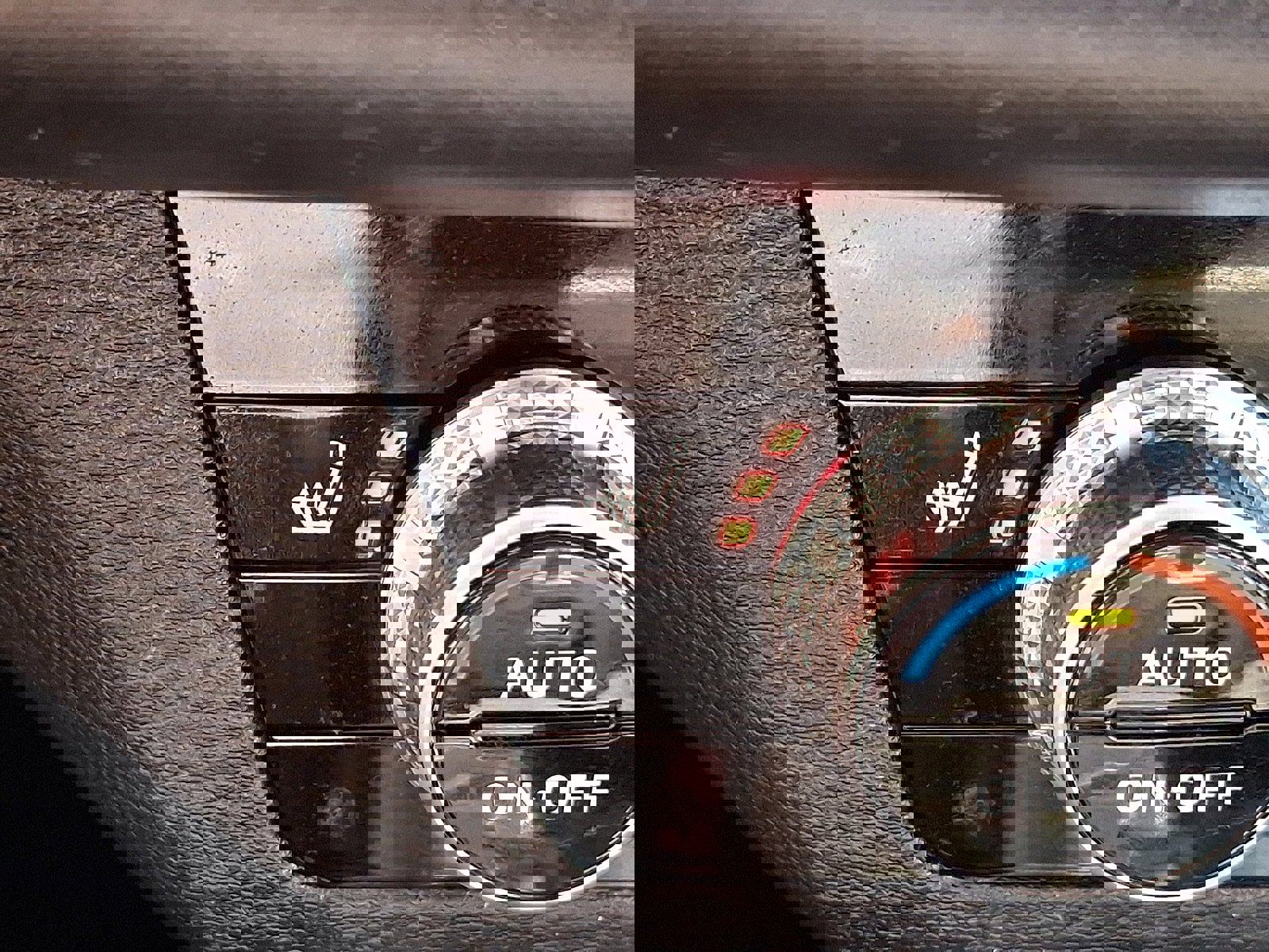 Used 2023 Mitsubishi Outlander SE image 24