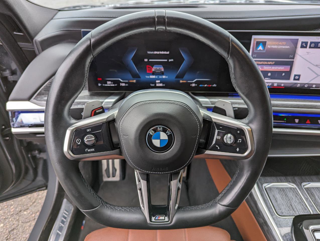 Used 2023 BMW 760i xDrive AWD/4WD image 16