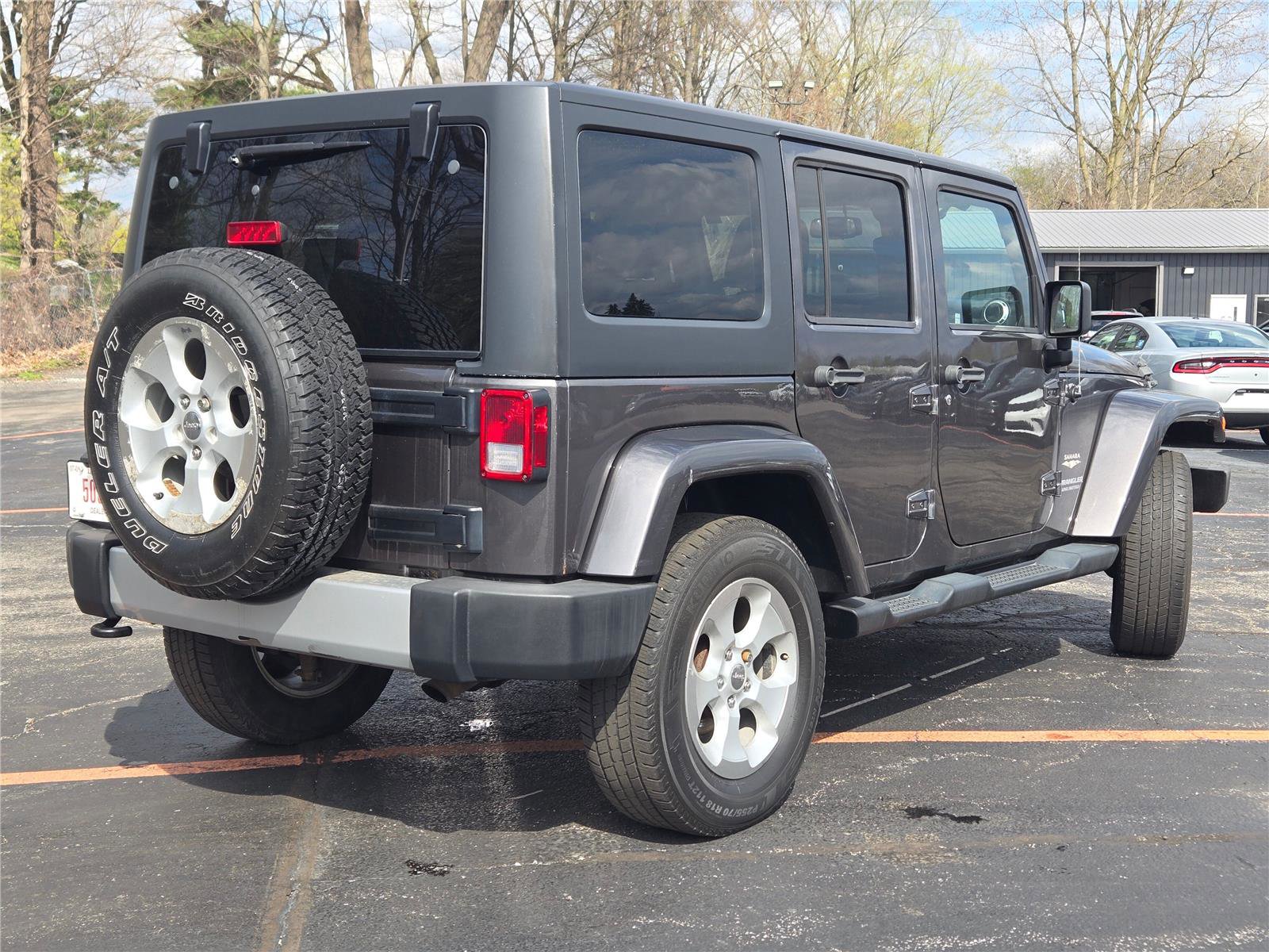 Used 2014 Jeep Wrangler Unlimited Sahara AWD/4WD image 11