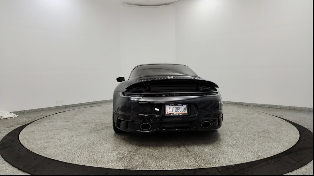 Used 2022 Porsche 911 Targa 4S AWD/4WD image 4