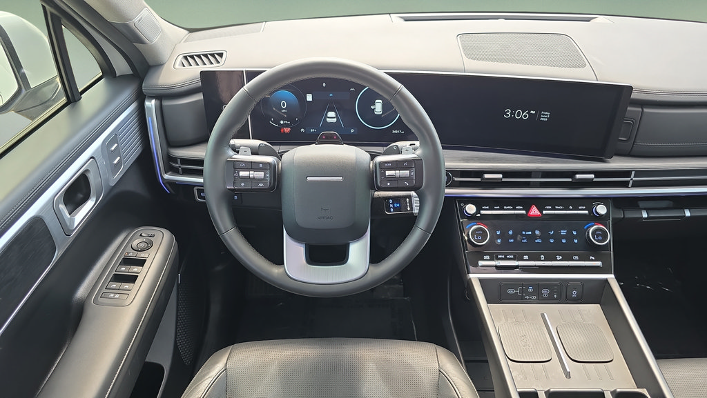 Certified 2024 Hyundai Santa Fe Limited AWD/4WD image 12