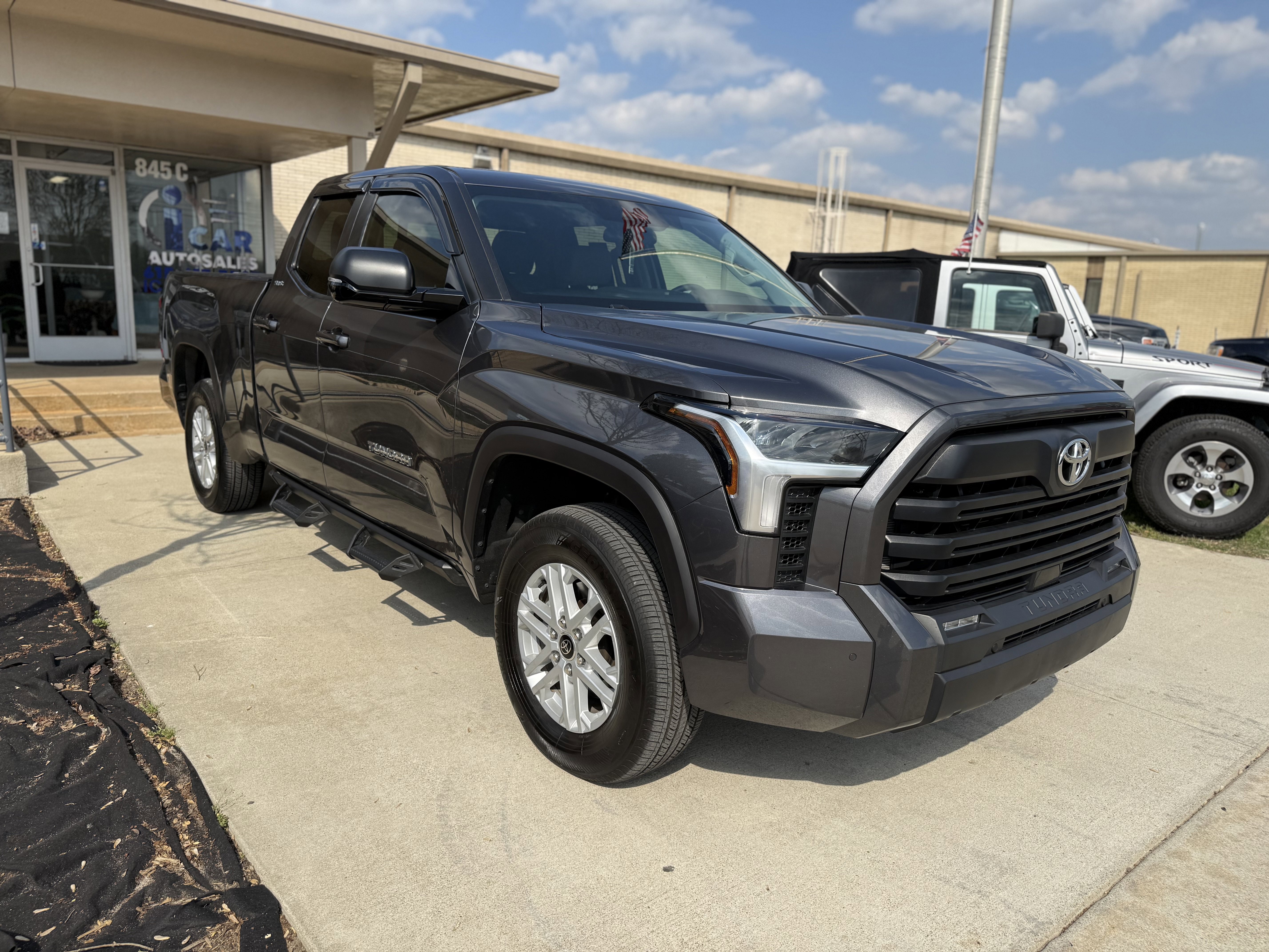 Used 2024 Toyota Tundra SR5 w/ SR5 Premium Package image 6