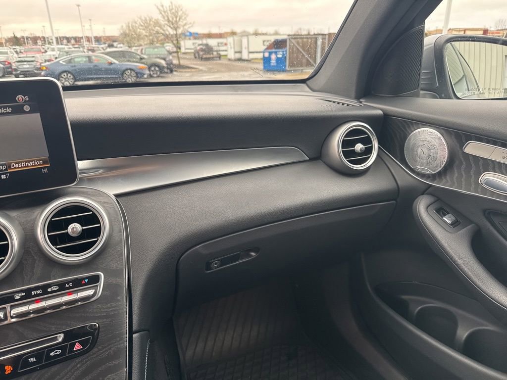 Used 2018 Mercedes-Benz GLC 300 4MATIC Coupe image 28