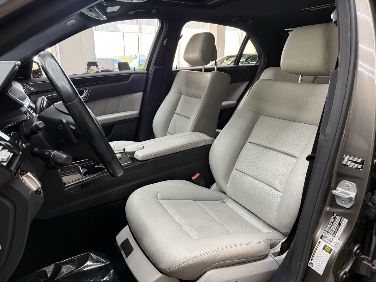 Used 2010 Mercedes-Benz E 350 Sedan w/ Premium 1 Pkg image 11