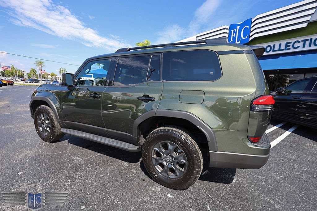 Used 2024 Lexus GX 550 AWD/4WD image 6